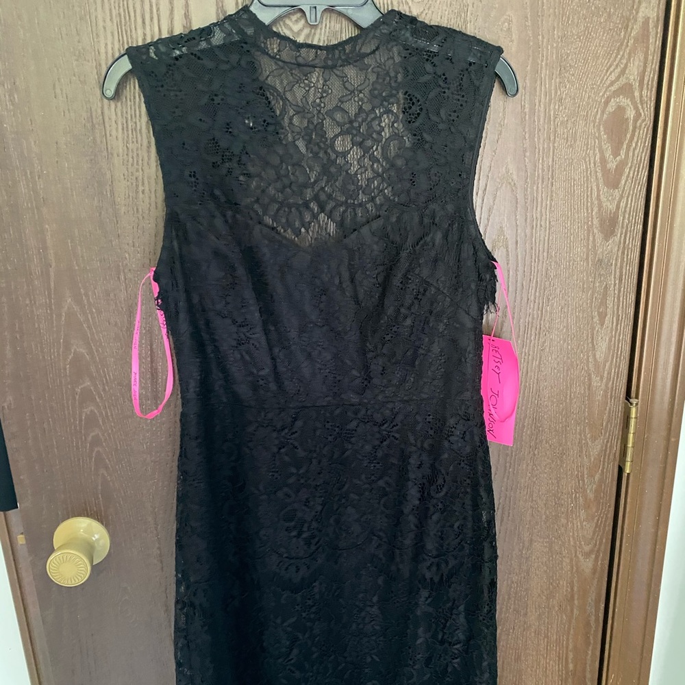 Betsy Johnson dress size 2